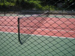 tenis direği ve filesi